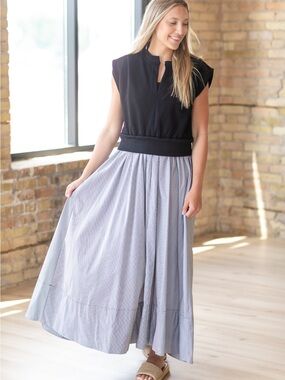Elan Breezy Horizon Maxi Dress - mix media maxi dress